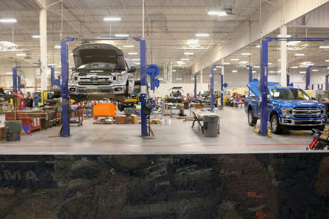 Transforming Cars with Refitment Items: Combining Style and Functionality